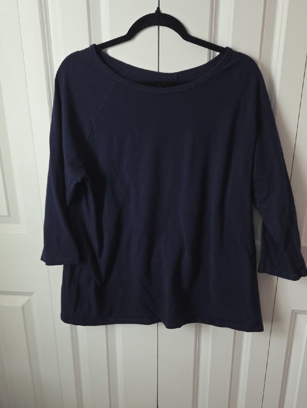 Hanes Navy Blue Boatneck 3/4 Sleeve Pullover